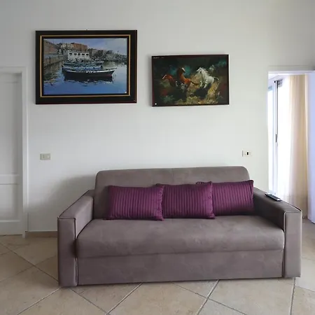 Etna & Bay House *