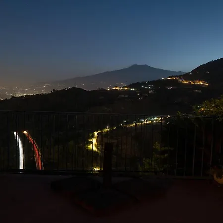 Etna & Bay House Apartment Taormina